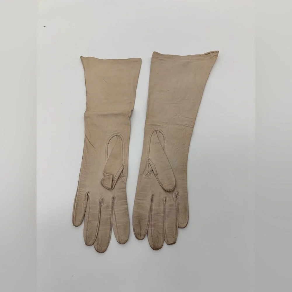 Vintage 1950s Kid Leather Opera Gloves Beige Tan Size 6 Soft Supple Long Gloves